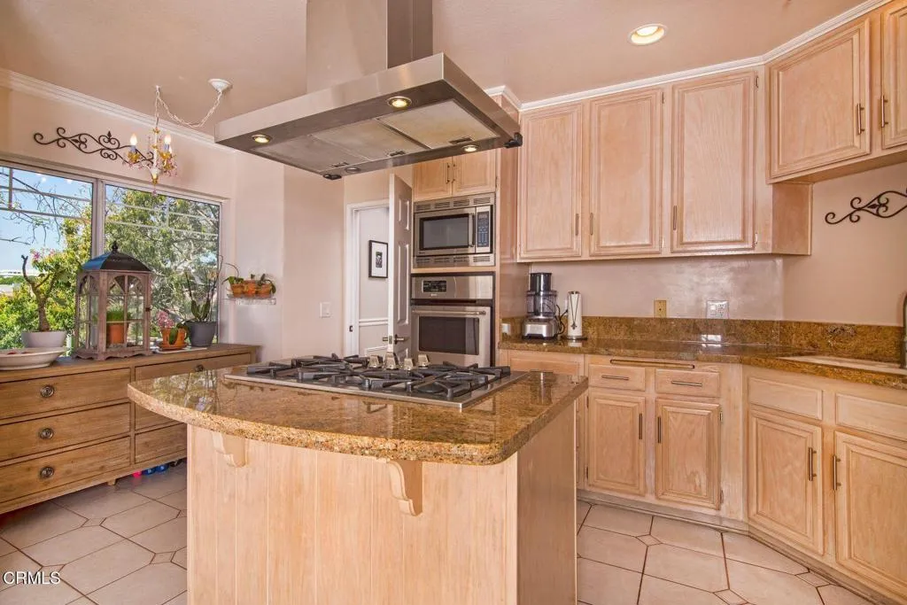 202 S Holliston Avenue 301, Pasadena, California 91106 home-pic-13