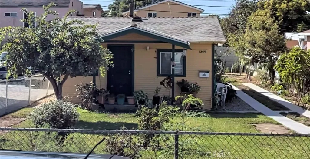 1259 S Alma, Los Angeles, California 90023 home-pic-1