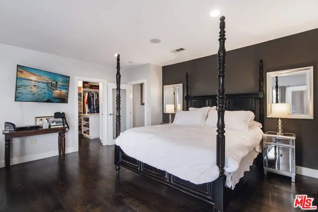 3200 Wrightwood Drive, Studio City, California 91604 home-pic-21