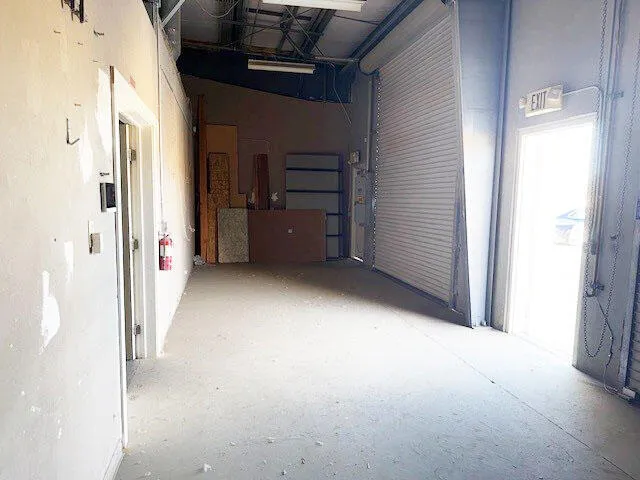 Storage or third section. Two rollup doo