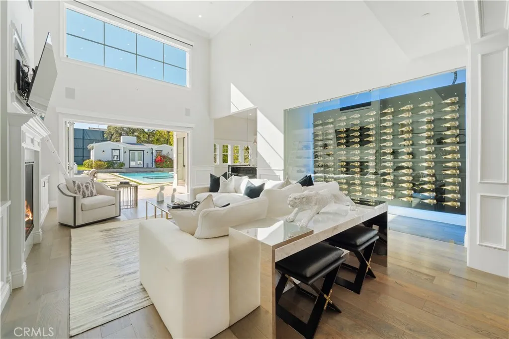 17528 Jayden Lane, Encino, California 91316 home-pic-20