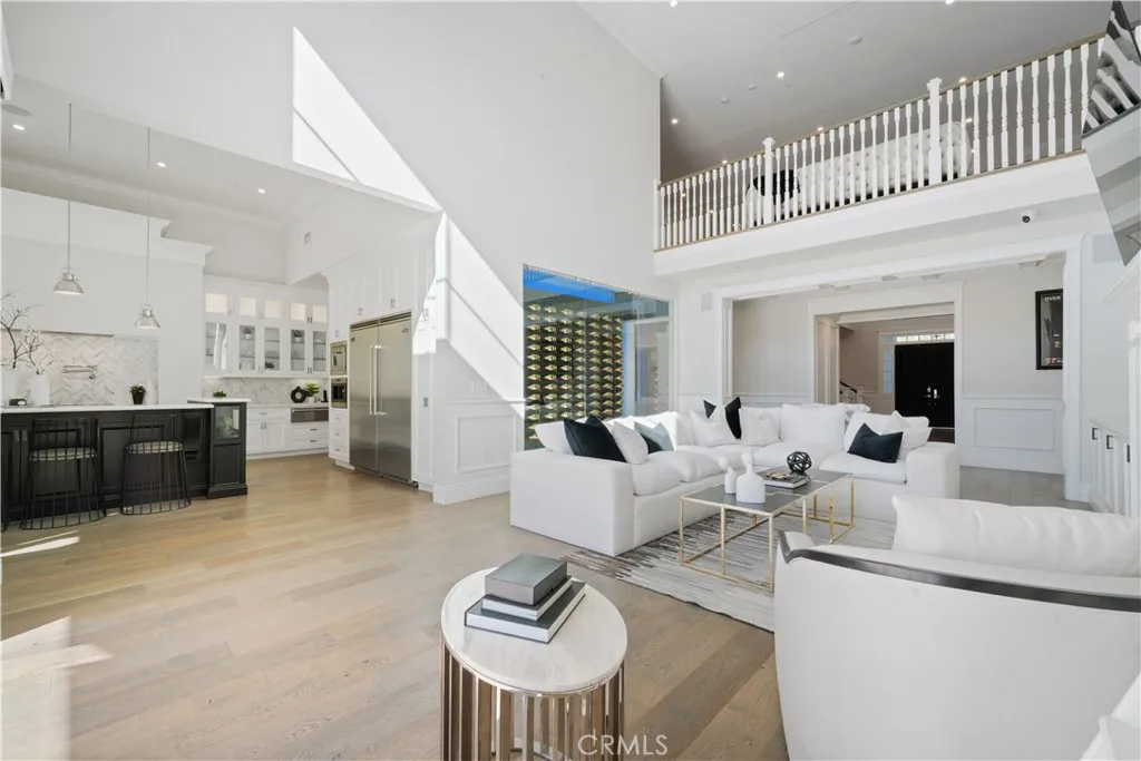 17528 Jayden Lane, Encino, California 91316 home-pic-21