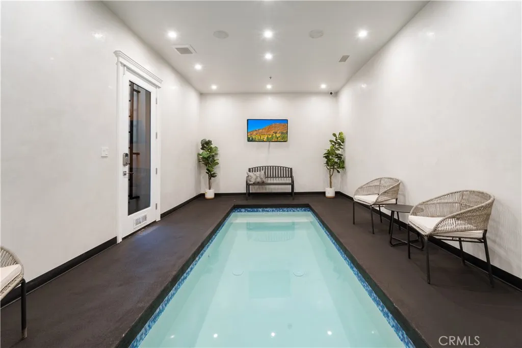 17528 Jayden Lane, Encino, California 91316 home-pic-44