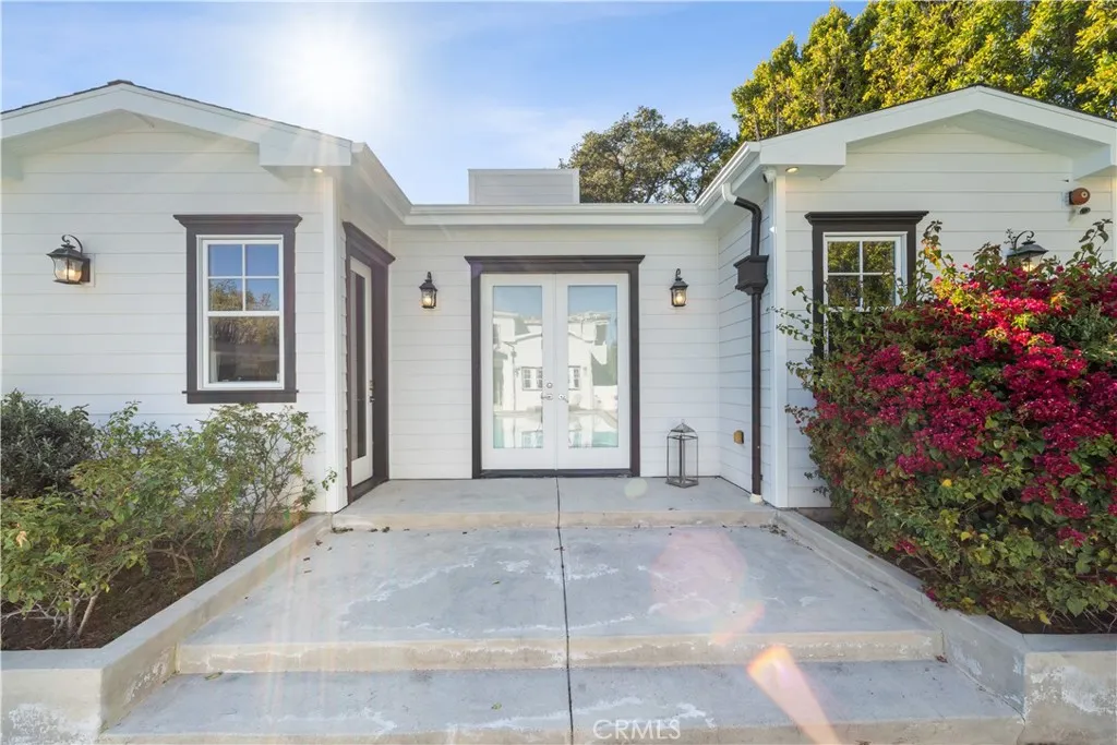 17528 Jayden Lane, Encino, California 91316 home-pic-16