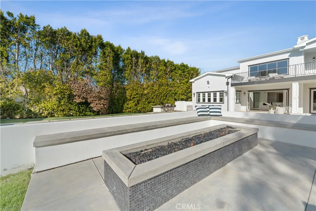 17528 Jayden Lane, Encino, California 91316 home-pic-15