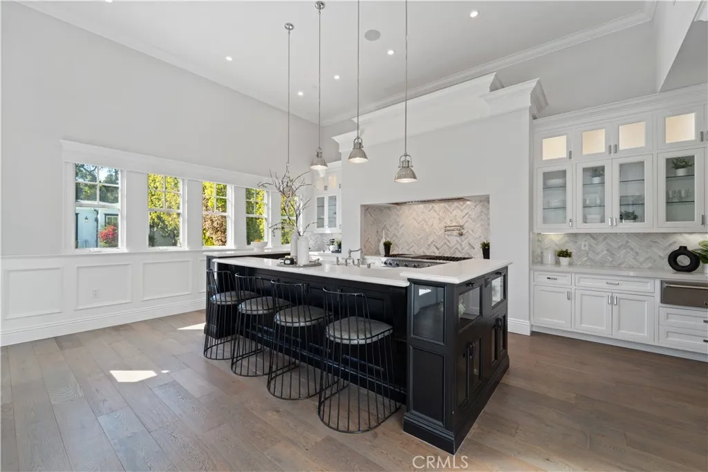 17528 Jayden Lane, Encino, California 91316 home-pic-27