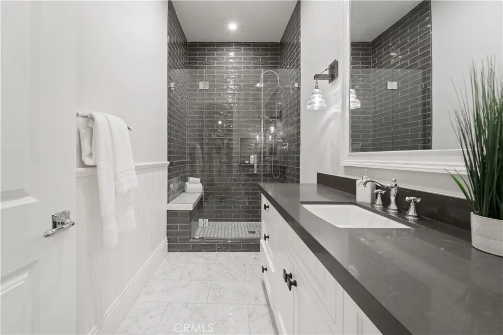 17528 Jayden Lane, Encino, California 91316 home-pic-50