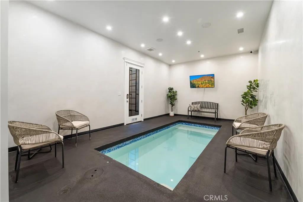 17528 Jayden Lane, Encino, California 91316 home-pic-45
