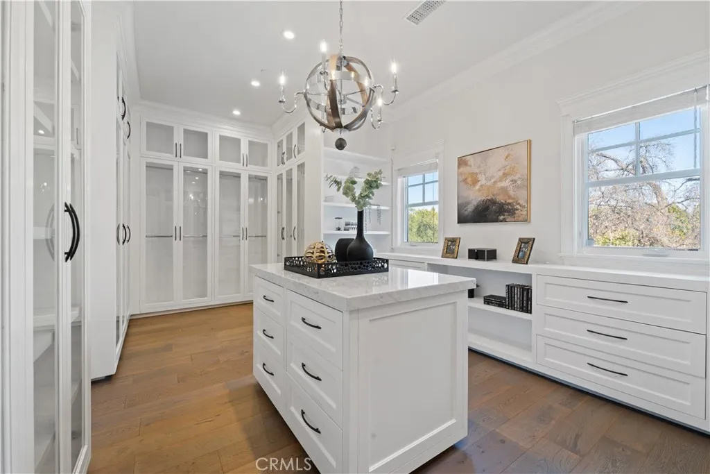 17528 Jayden Lane, Encino, California 91316 home-pic-40
