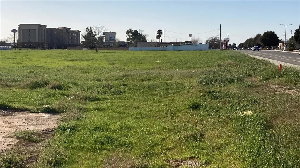 View of Ramsey Street and the corner of Highland Springs Ave from property