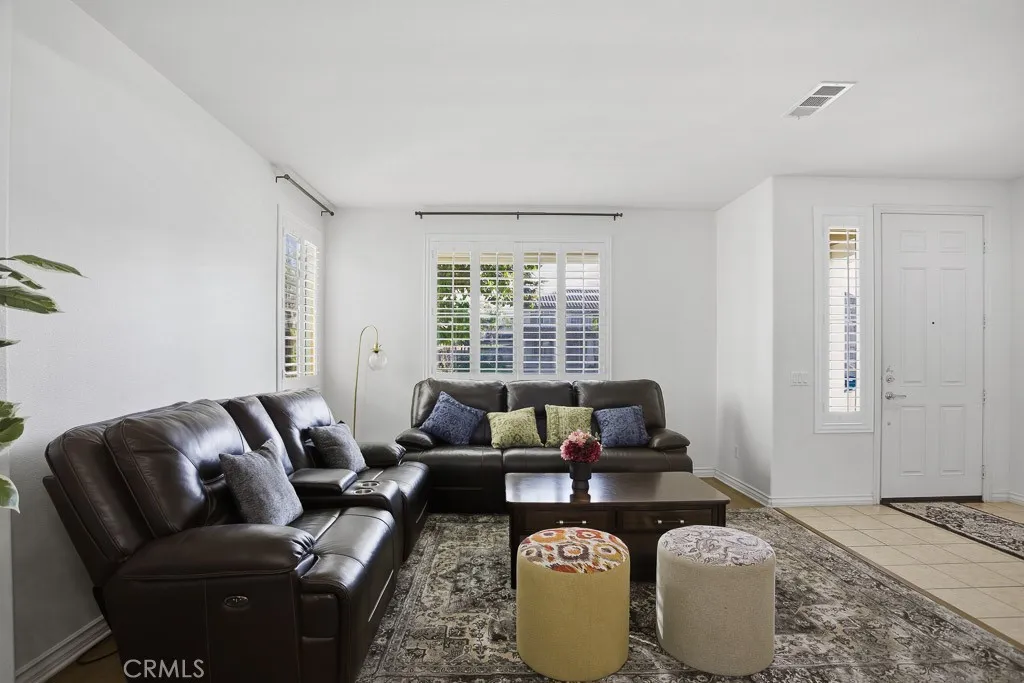 6865 Hop Clover, Eastvale, California 92880 home-pic-9