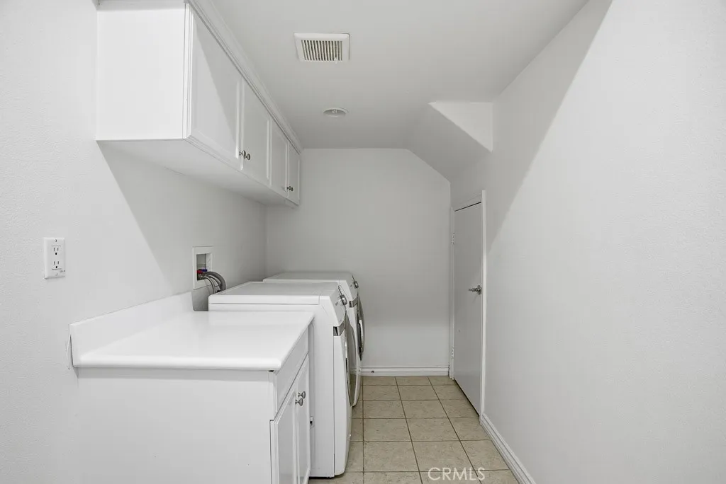6865 Hop Clover, Eastvale, California 92880 home-pic-24