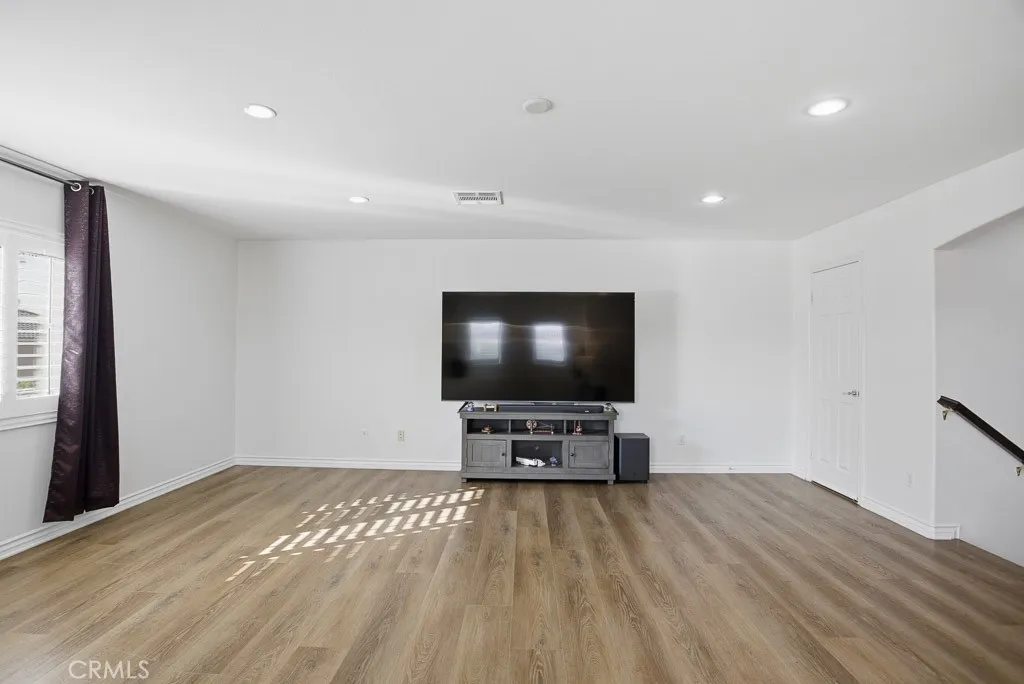 6865 Hop Clover, Eastvale, California 92880 home-pic-28