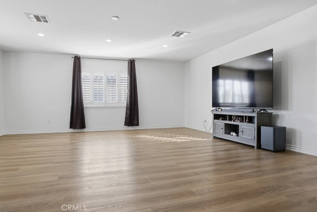 6865 Hop Clover, Eastvale, California 92880 home-pic-26