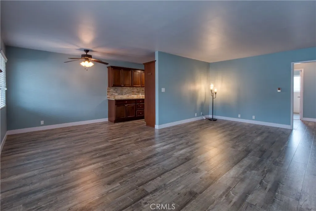 1130 E 1st, Long Beach, California 90802 home-pic-2