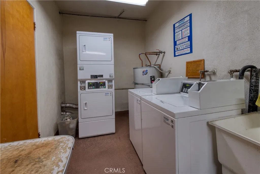 1130 E 1st, Long Beach, California 90802 home-pic-21