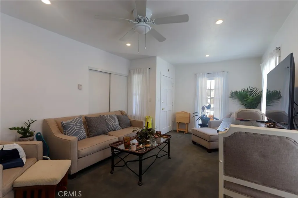 926 928 Newport, Long Beach, California 90804 home-pic-8