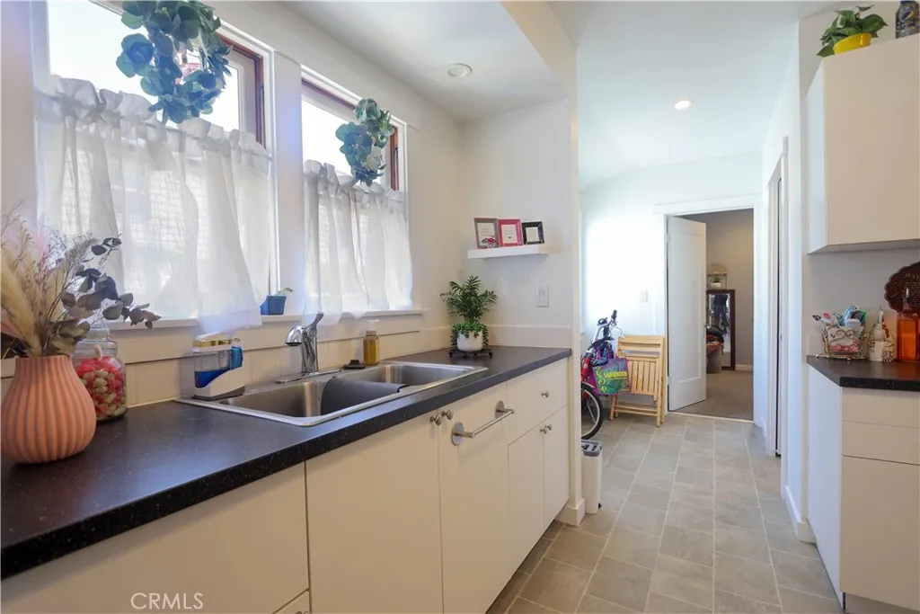 926 928 Newport, Long Beach, California 90804 home-pic-10