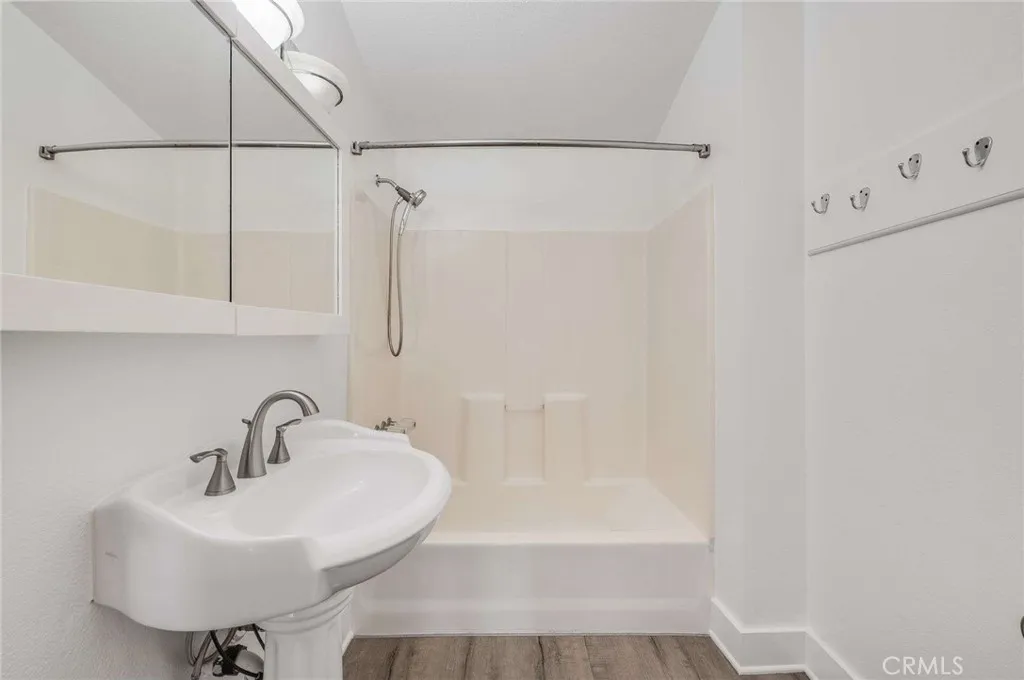 926 928 Newport, Long Beach, California 90804 home-pic-7