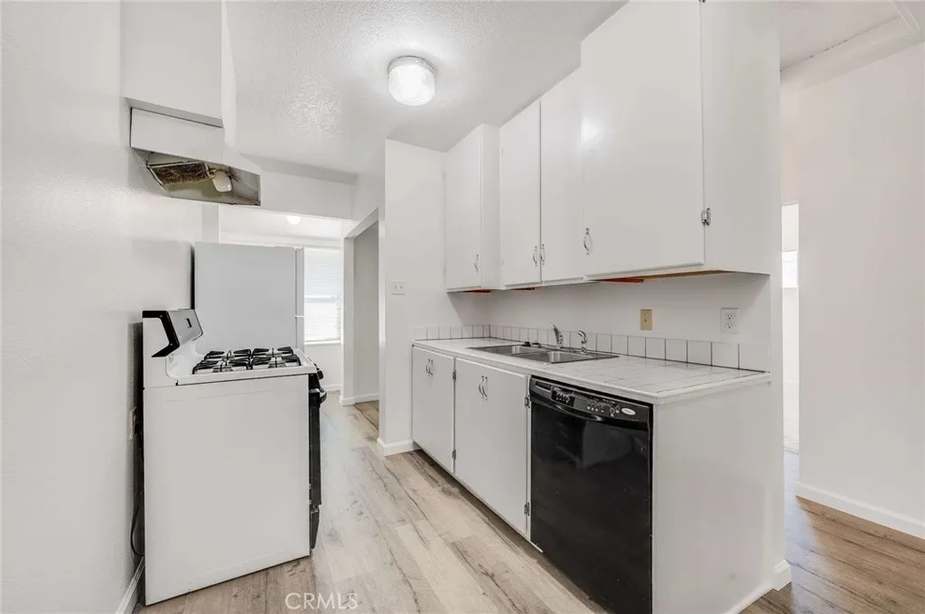 926 928 Newport, Long Beach, California 90804 home-pic-6