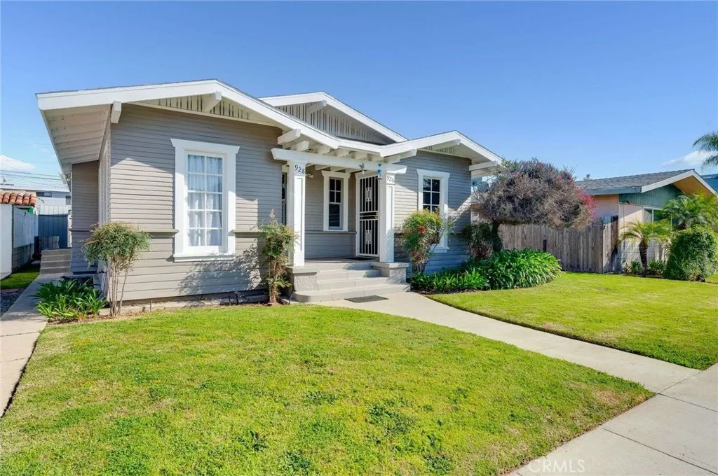 926 928 Newport, Long Beach, California 90804 home-pic-1