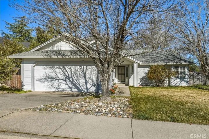 Landscaped at front sidewalk