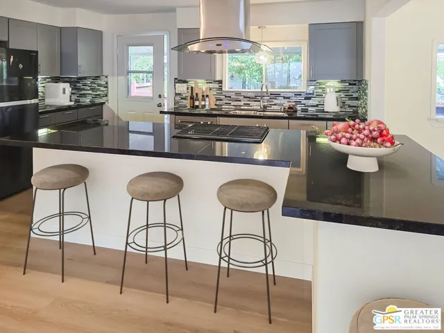 kitchen virtual staging
