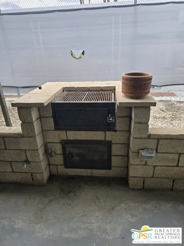 Patio Built in BBQ