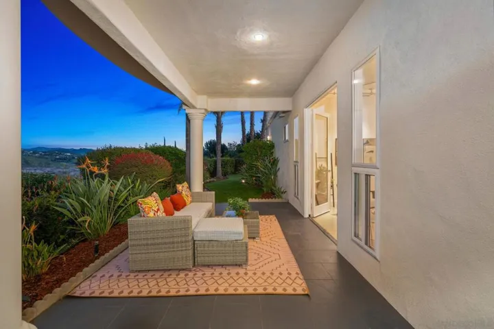 4462 Fallsbrae Rd, Fallbrook, California 92028