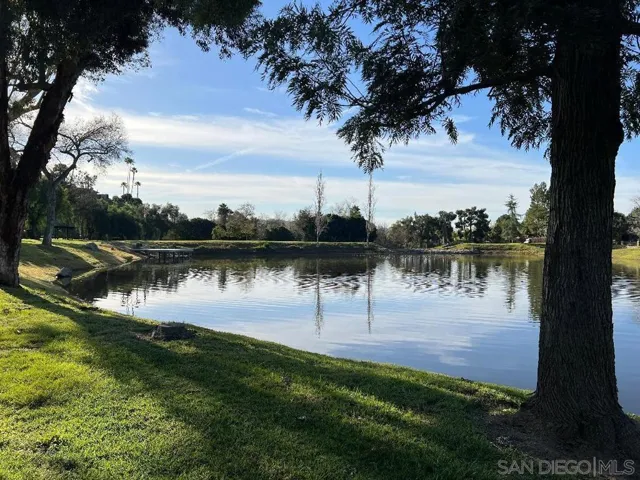 4462 Fallsbrae Rd, Fallbrook, California 92028