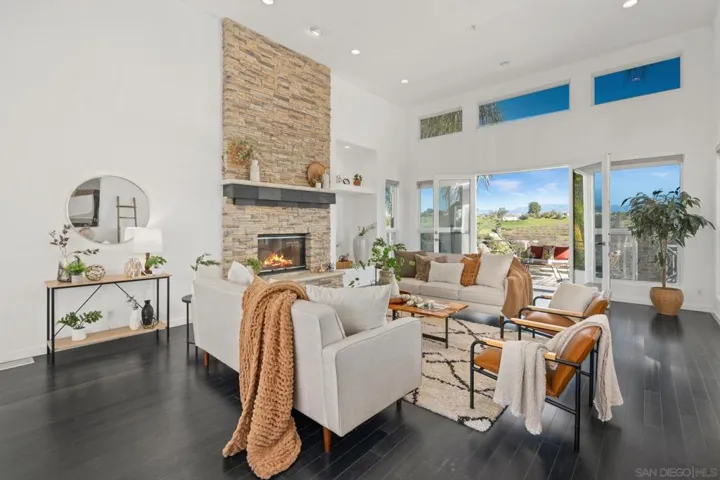 4462 Fallsbrae Rd, Fallbrook, California 92028
