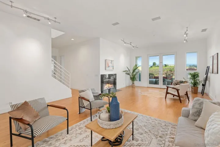 4462 Fallsbrae Rd, Fallbrook, California 92028