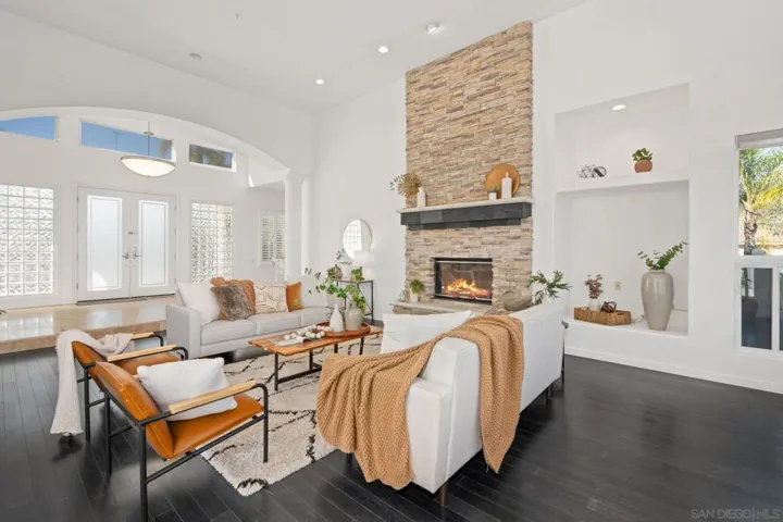 4462 Fallsbrae Rd, Fallbrook, California 92028