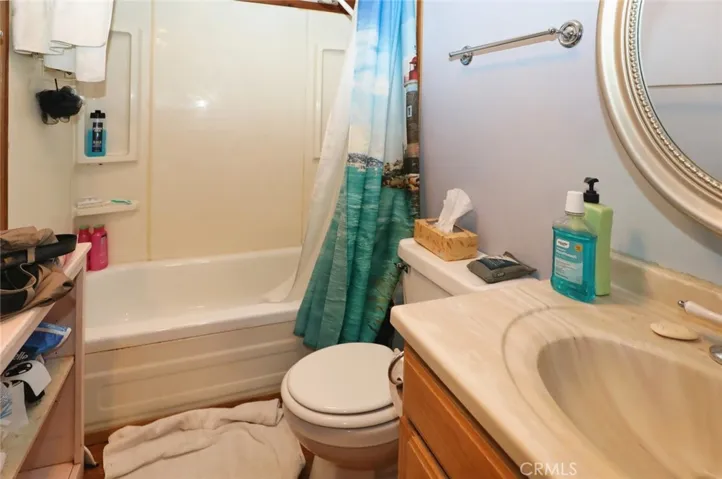 3980 Oak, Clearlake, California 95422