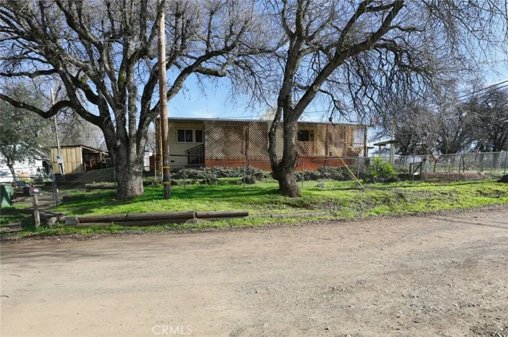 3980 Oak, Clearlake, California 95422