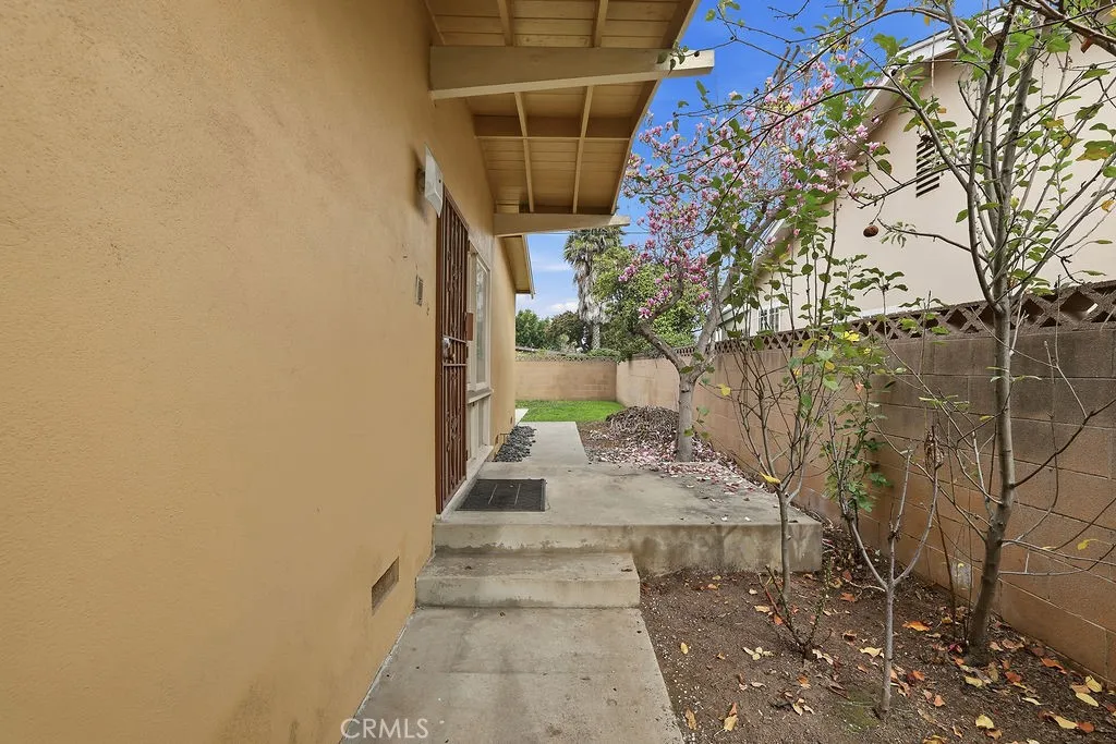 523 W 170th, Gardena, California 90248 home-pic-21