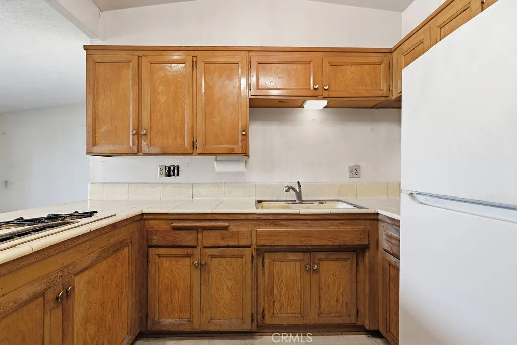 523 W 170th, Gardena, California 90248 home-pic-9