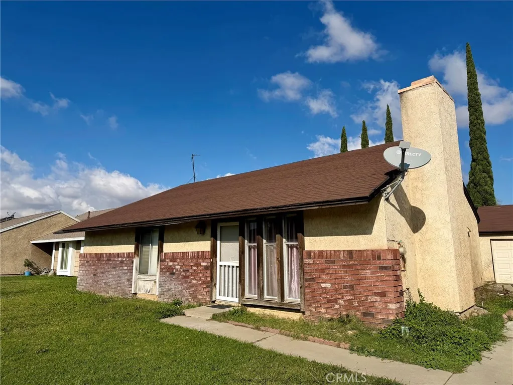 1370 W Jackson, Rialto, California 92376 home-pic-3