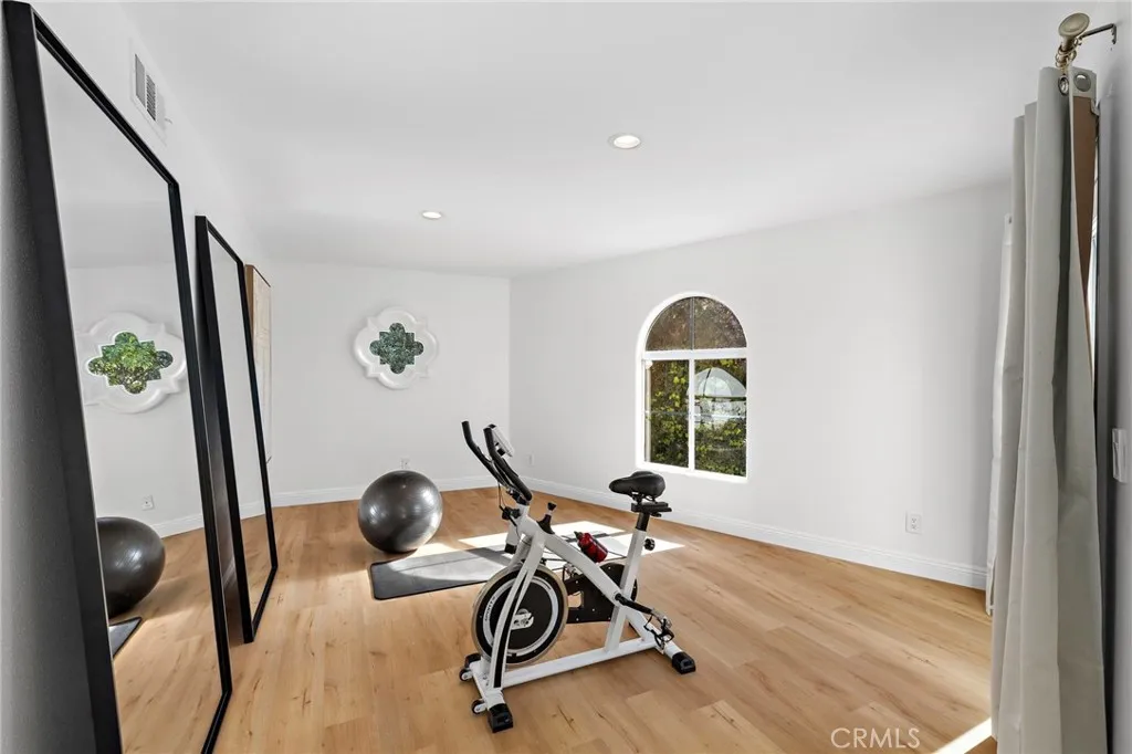 33821 Brandon Lane, San Juan Capistrano, California 92675 home-pic-23