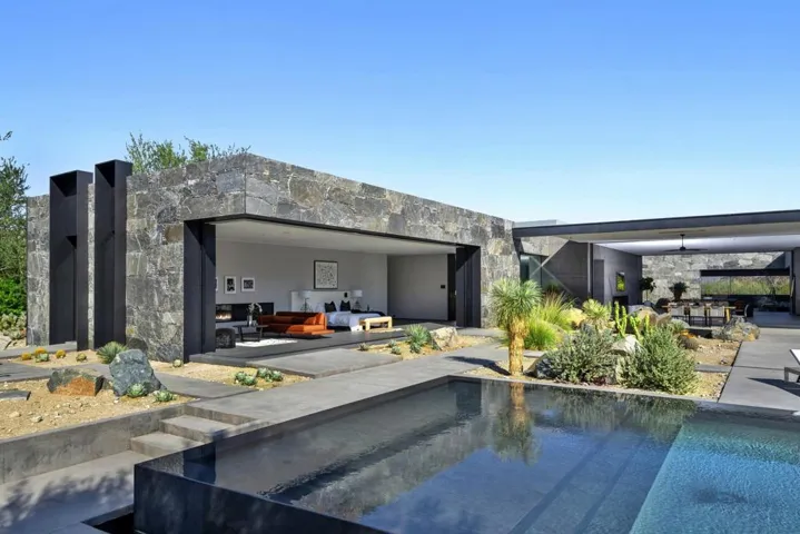 74305 DESERT OASIS TRAIL 43