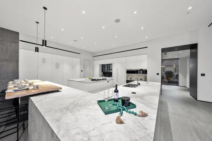 74305 DESERT OASIS TRAIL 23