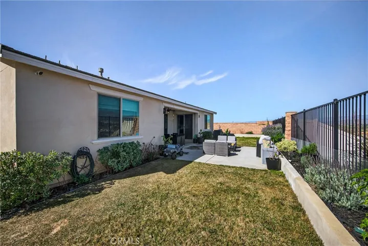 1512 Yucca Court, Calimesa, California 92320