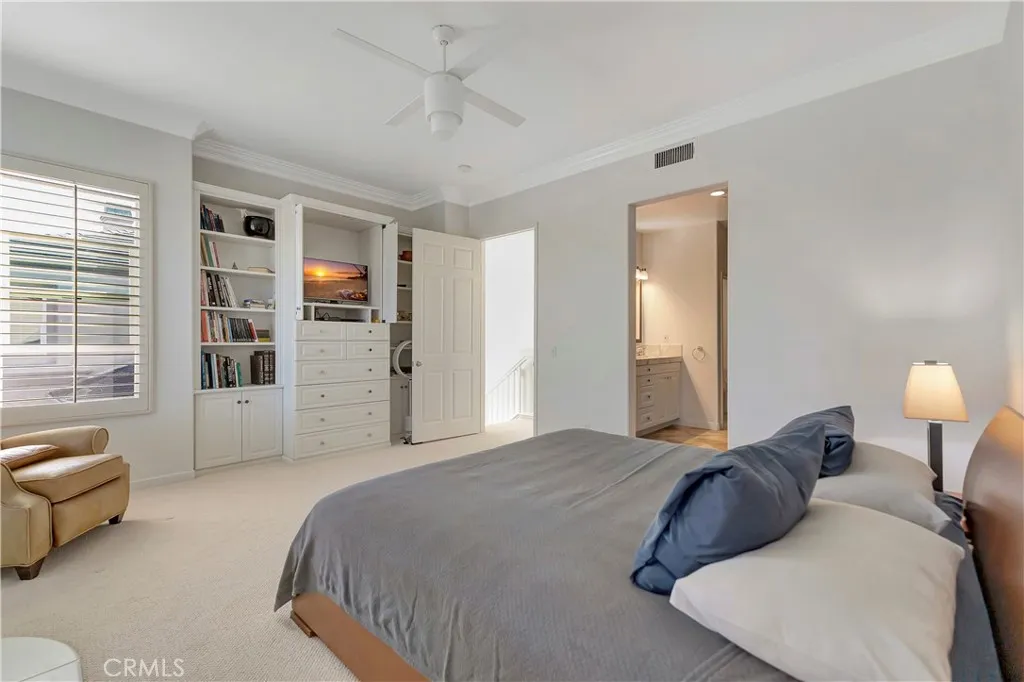 19328 Surfwave Drive, Huntington Beach, California 92648 home-pic-33