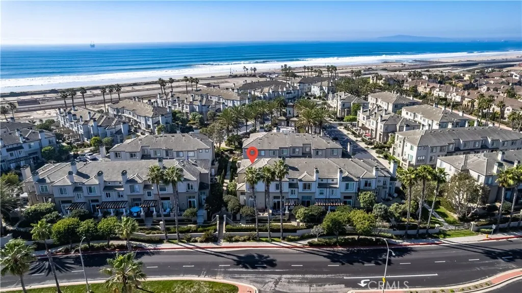 19328 Surfwave Drive, Huntington Beach, California 92648 home-pic-44