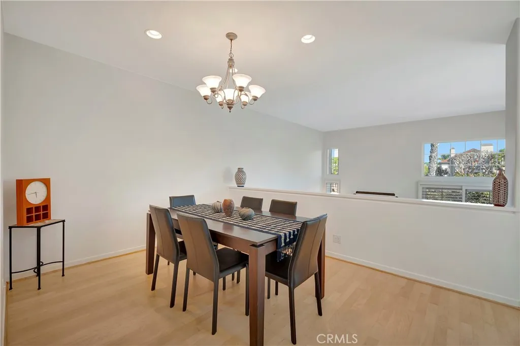19328 Surfwave Drive, Huntington Beach, California 92648 home-pic-13