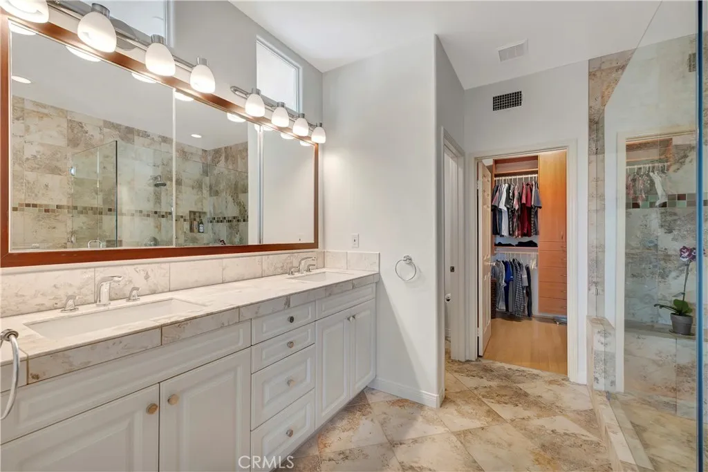 19328 Surfwave Drive, Huntington Beach, California 92648 home-pic-36