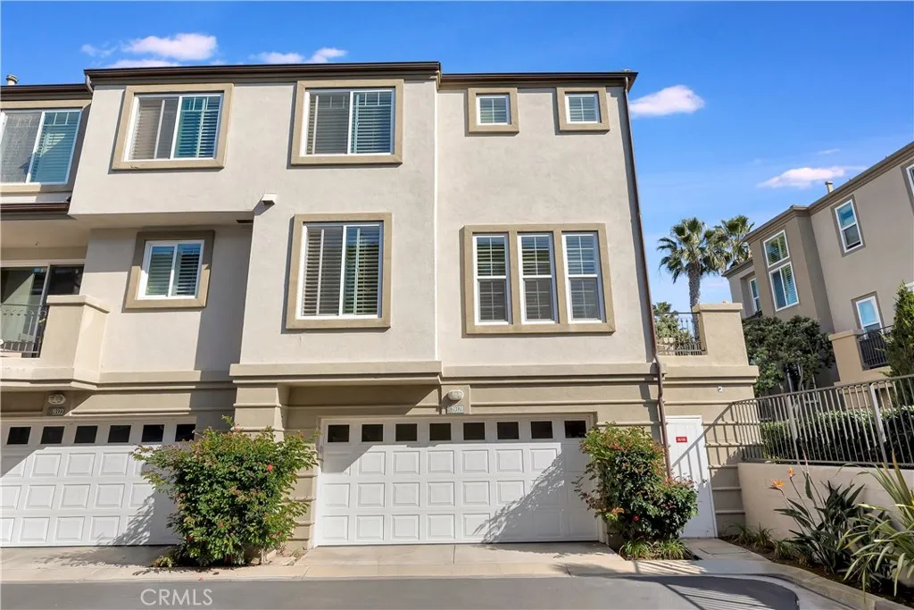 19328 Surfwave Drive, Huntington Beach, California 92648 home-pic-43