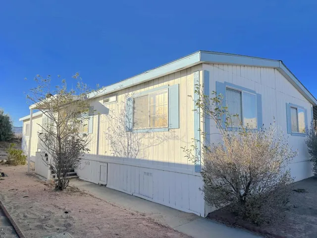 Side view of the hOuse