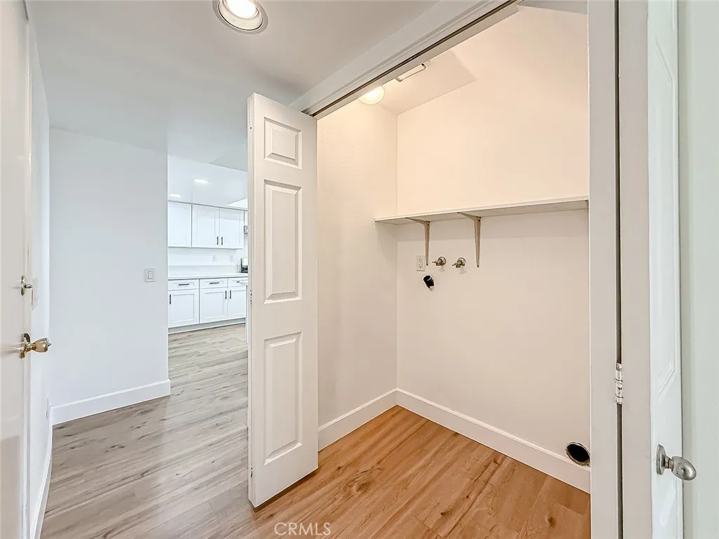 206 Camino Cortina, Camarillo, California 93010 home-pic-14