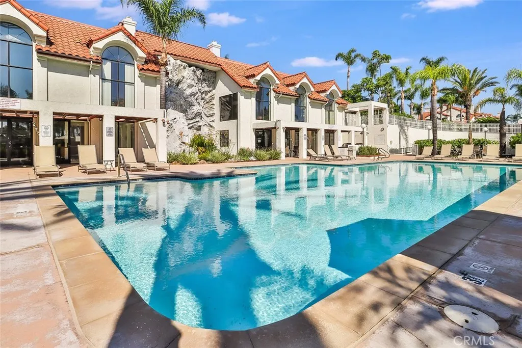 206 Camino Cortina, Camarillo, California 93010 home-pic-37